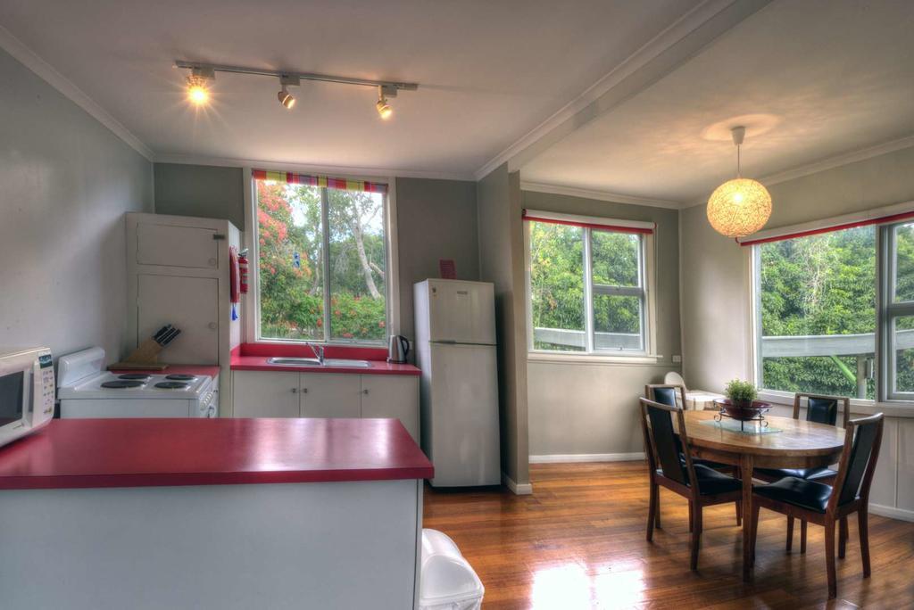 Cove Beach Apartment 1 Coles Bay Eksteriør bilde